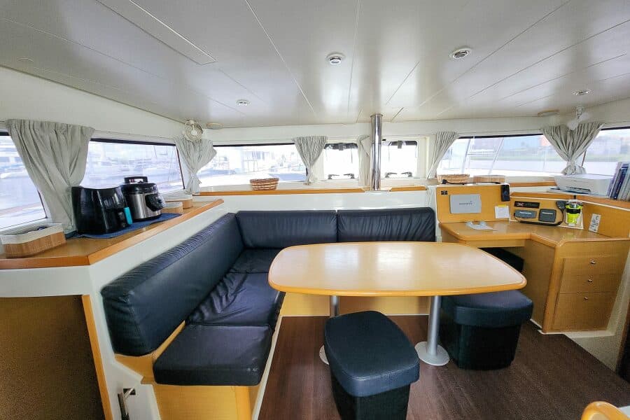 2012 Lagoon  - Photo 30