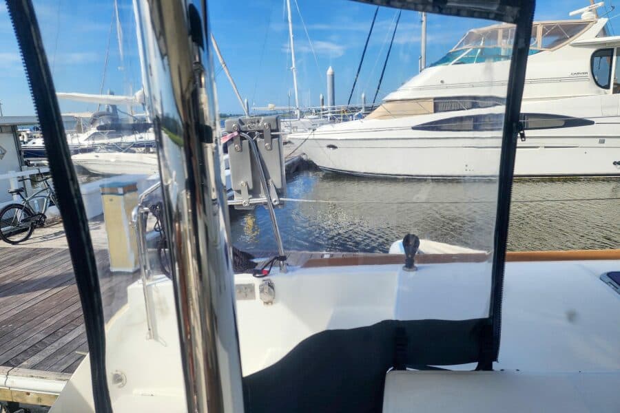 2012 Lagoon  - Photo 23