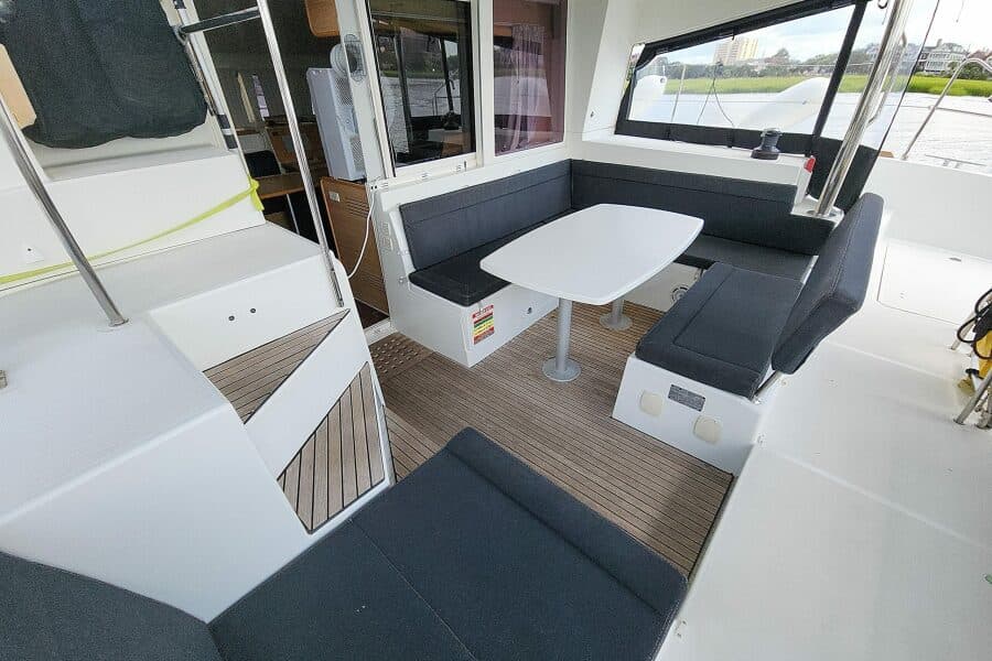 2012 Lagoon  - Photo 22