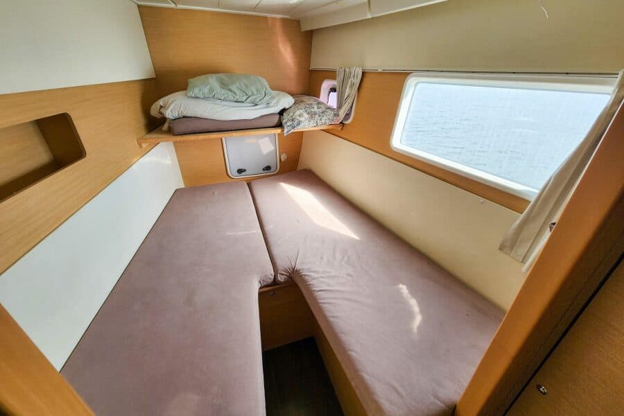 2012 Lagoon  - Photo 42
