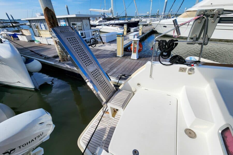 2012 Lagoon  - Photo 28