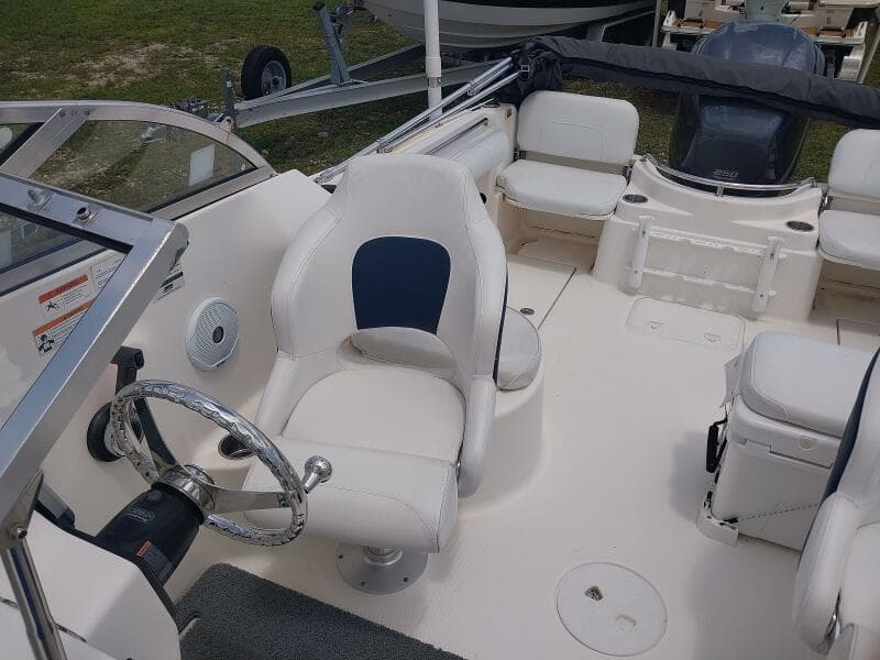 2008 Wellcraft Sportsman 250