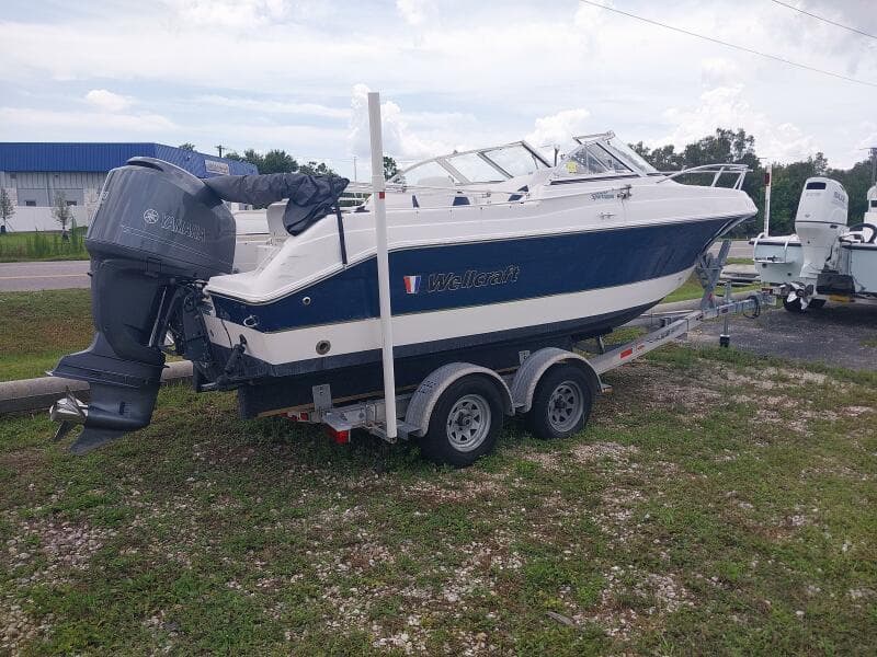 2008 Wellcraft Sportsman 250