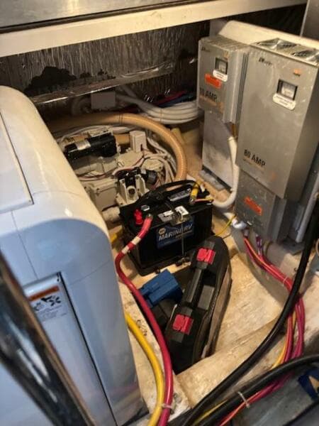 2006 Carver 43 Motor Yacht