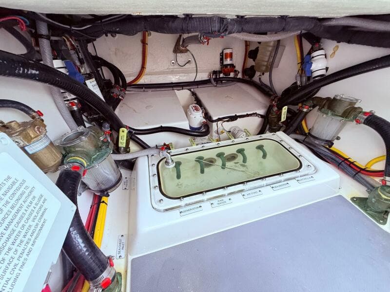 2006 Carver 43 Motor Yacht