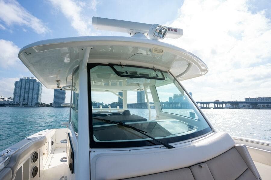 2020 Boston Whaler 380 Outrage Center Console