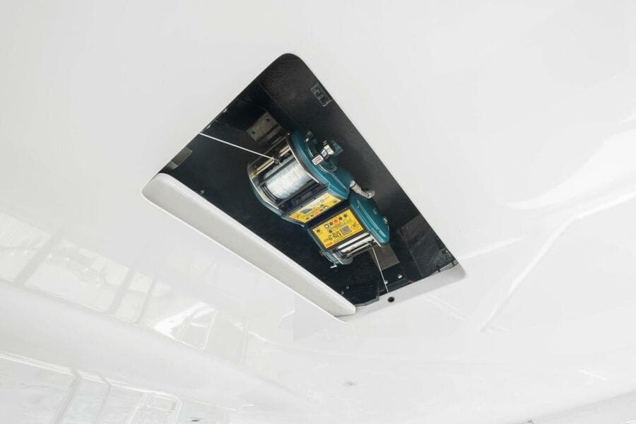 2015 Viking 52 Open "Terrabbean" - Helm