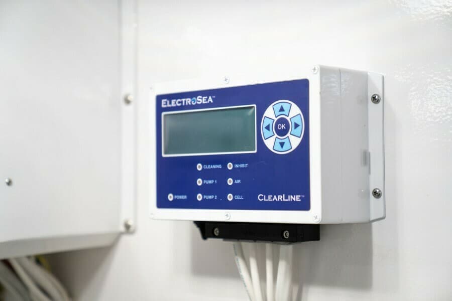 2018 Viking 72 Convertible - Wrapped Up