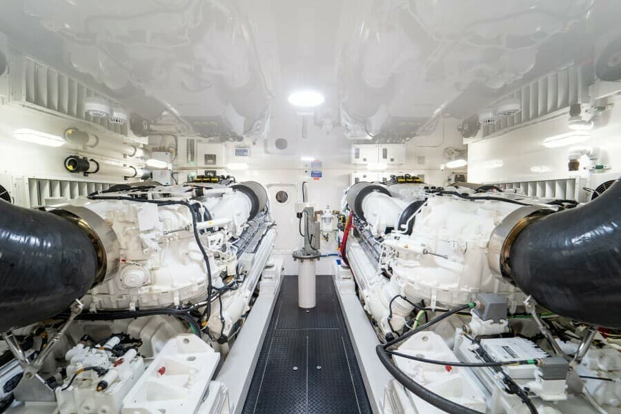 2018 Viking 72 Convertible - Wrapped Up