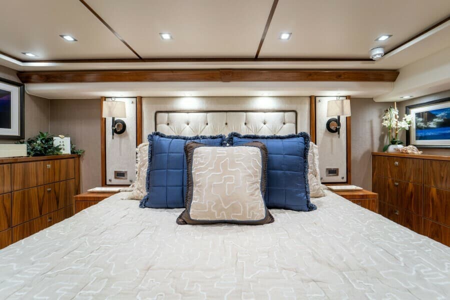 2018 Viking 72 Convertible - Wrapped Up