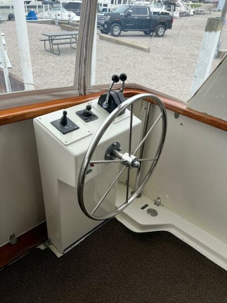 1984 Hatteras 61 CPMY - Photo 54
