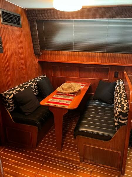 1984 Hatteras 61 CPMY - Photo 59