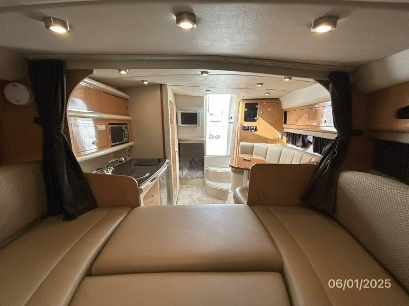 29' Chaparral forward stateroom aft