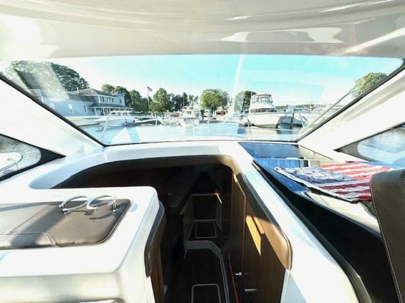 2020 Four Winns Vista 355 Coupe OB