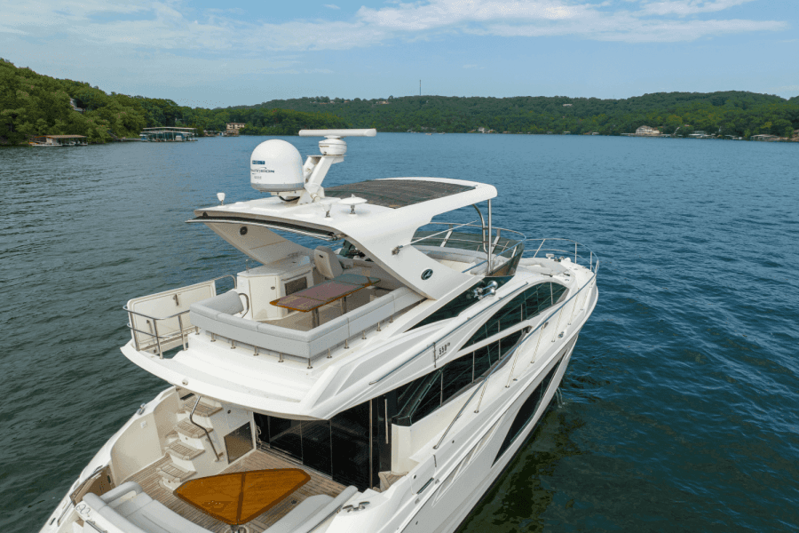2018 Sea Ray L550 FLY