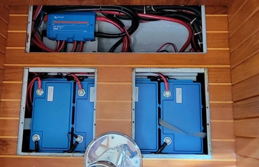 2005 Cabo Rico 42 Pilothouse