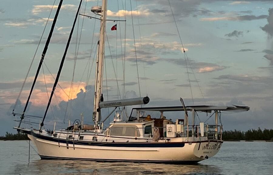 2005 Cabo Rico 42 Pilothouse