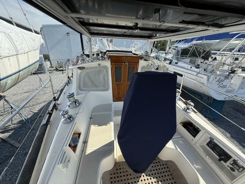 2005 Cabo Rico 42 Pilothouse