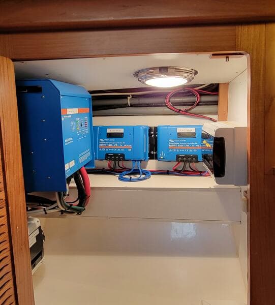 2005 Cabo Rico 42 Pilothouse