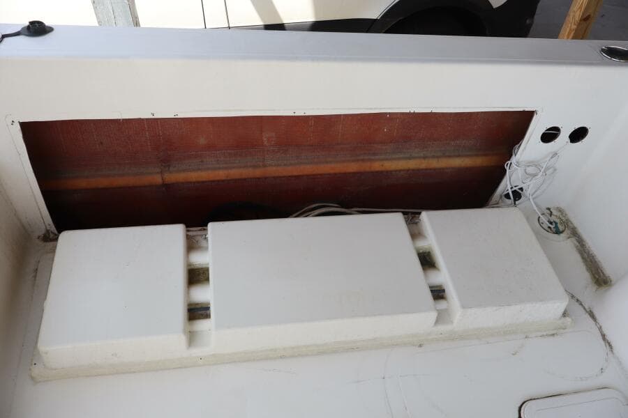 2005 Sea Boss 235 Walkaround