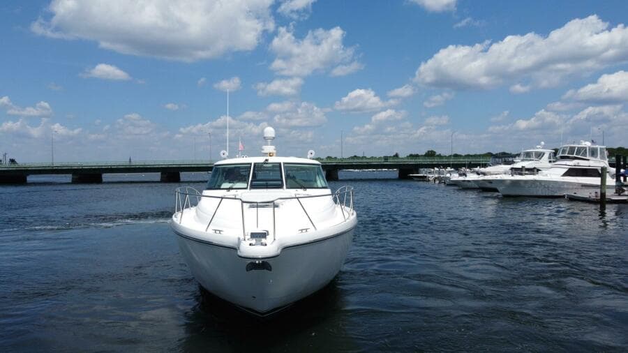 2006 Tiara Yachts 43 Sovran