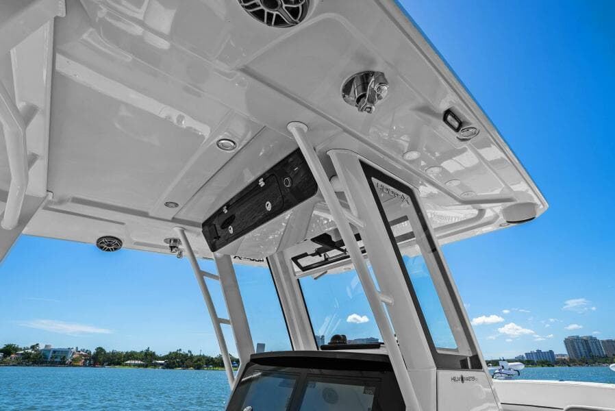 2022 World Cat 400 CC-X - Hardtop