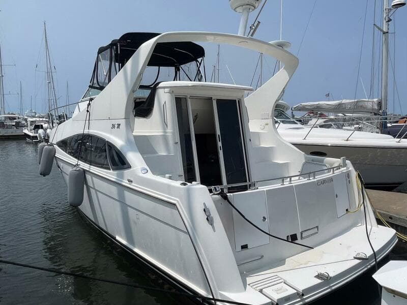 2006 Carver 36 Mariner