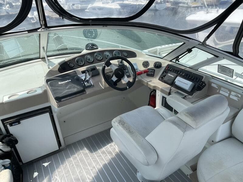 2006 Carver 36 Mariner