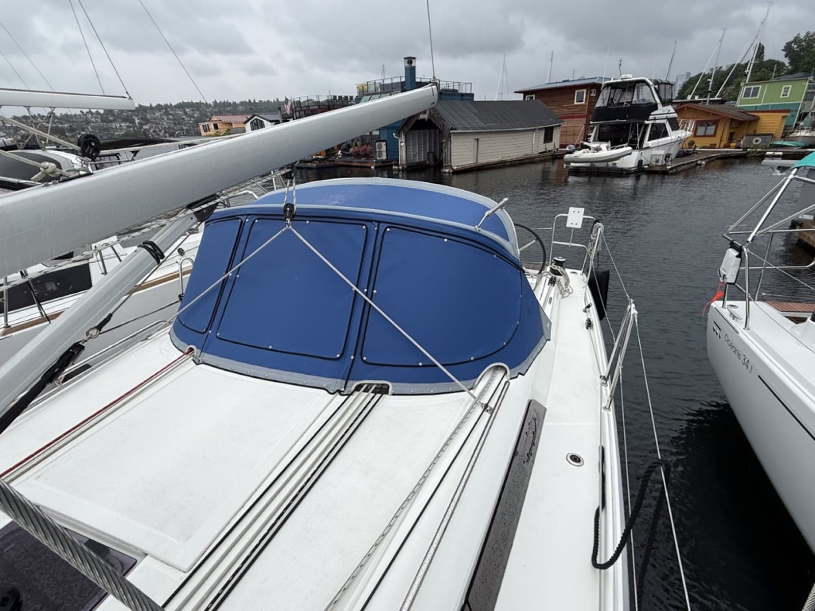 2023 Beneteau Oceanis 34.1 - Photo 15