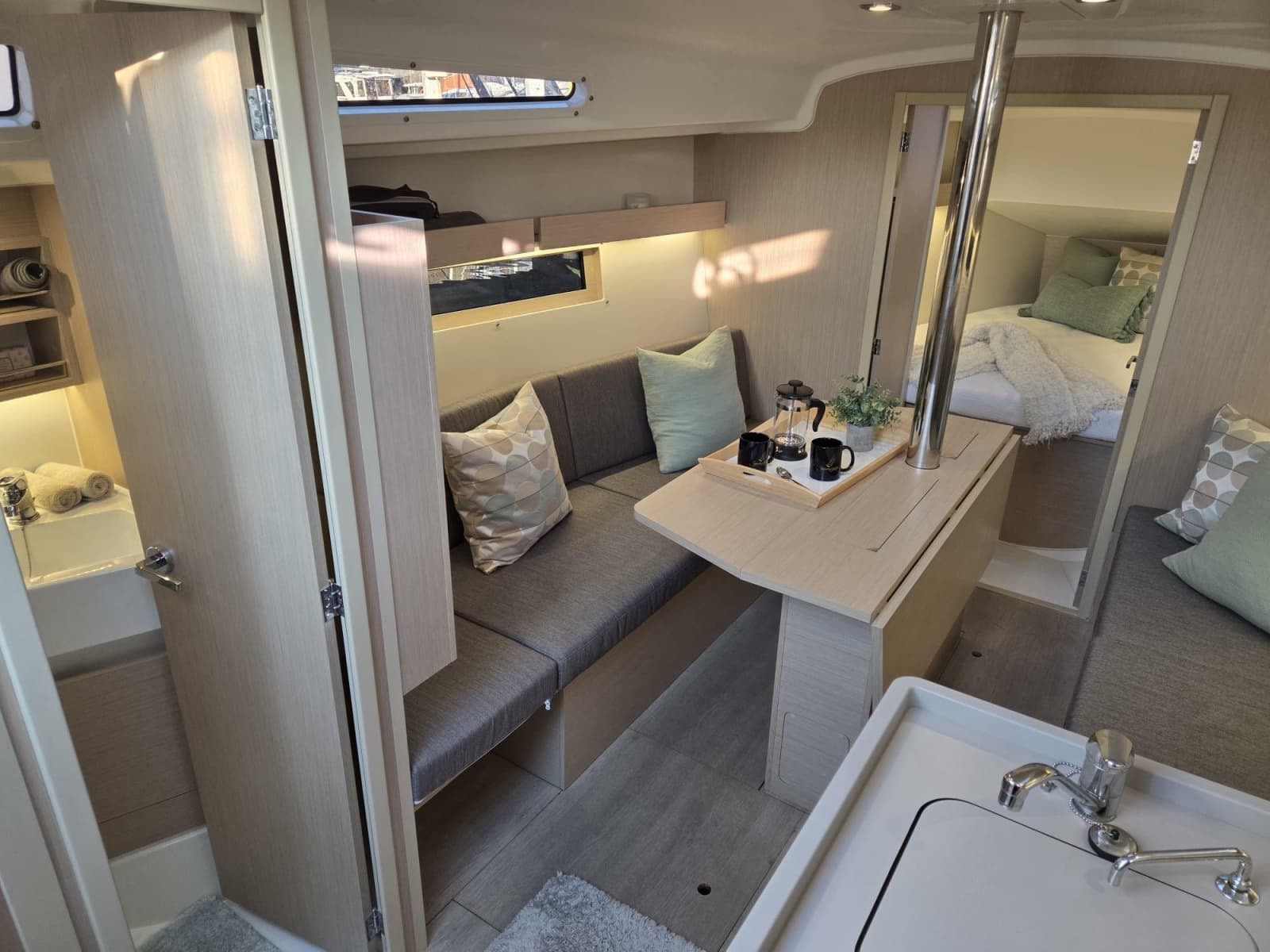 2023 Beneteau Oceanis 34.1 - Photo 22
