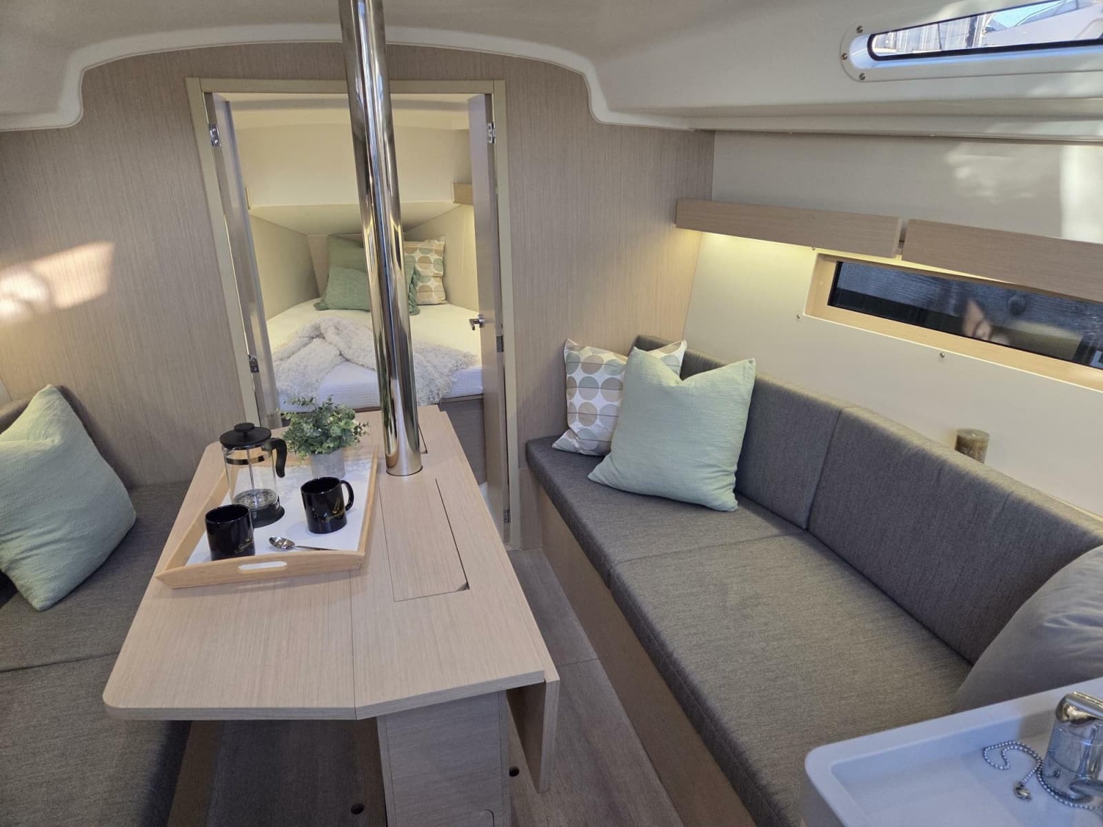 2023 Beneteau Oceanis 34.1 - Photo 19