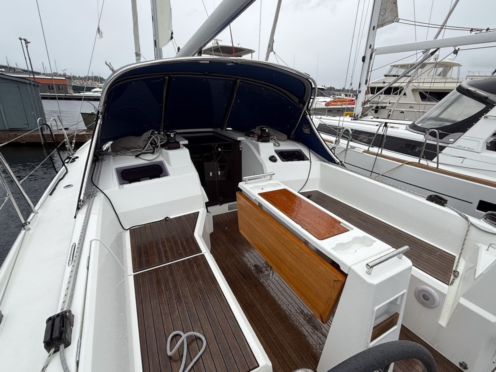 2023 Beneteau Oceanis 34.1 - Photo 12