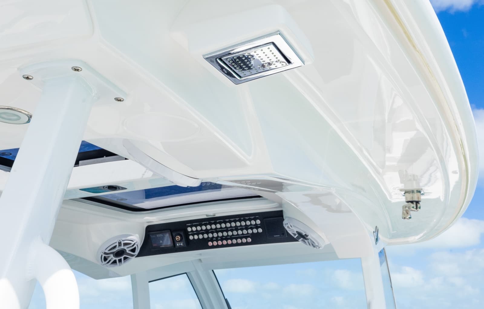 2025 BlackWater 43 Sportfish - Photo 26
