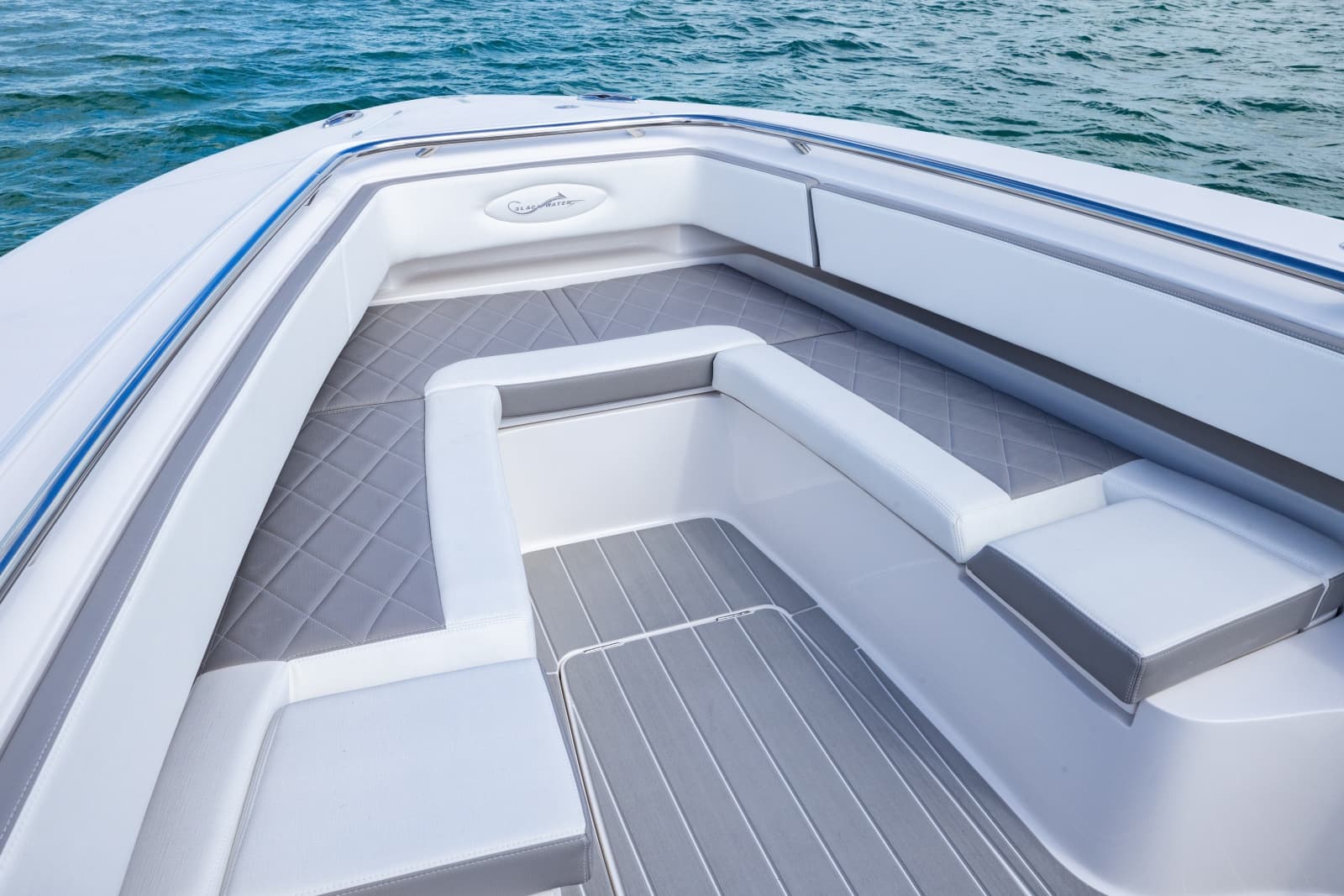 2025 BlackWater 43 Sportfish - Photo 3