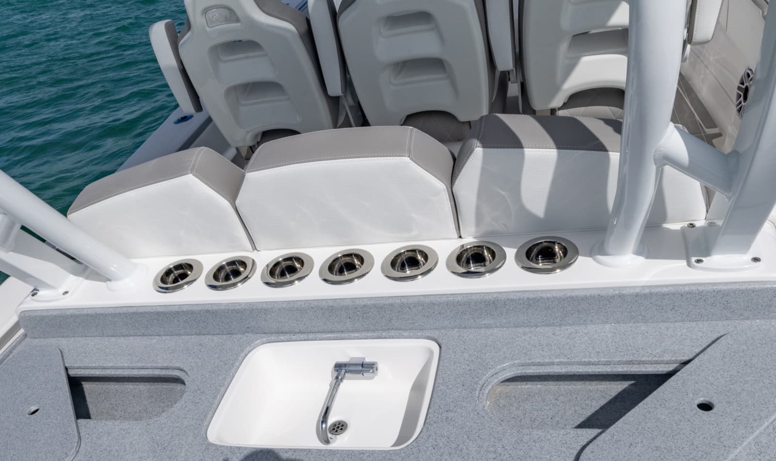 2025 BlackWater 43 Sportfish - Photo 25