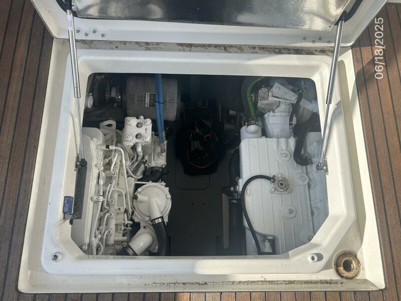 42' Prestige engine room access1