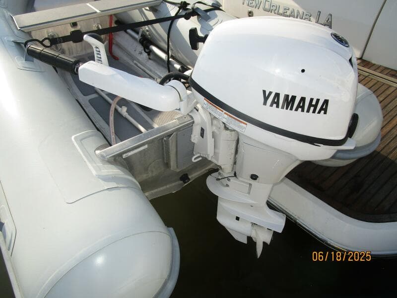 42' Prestige tender outboard