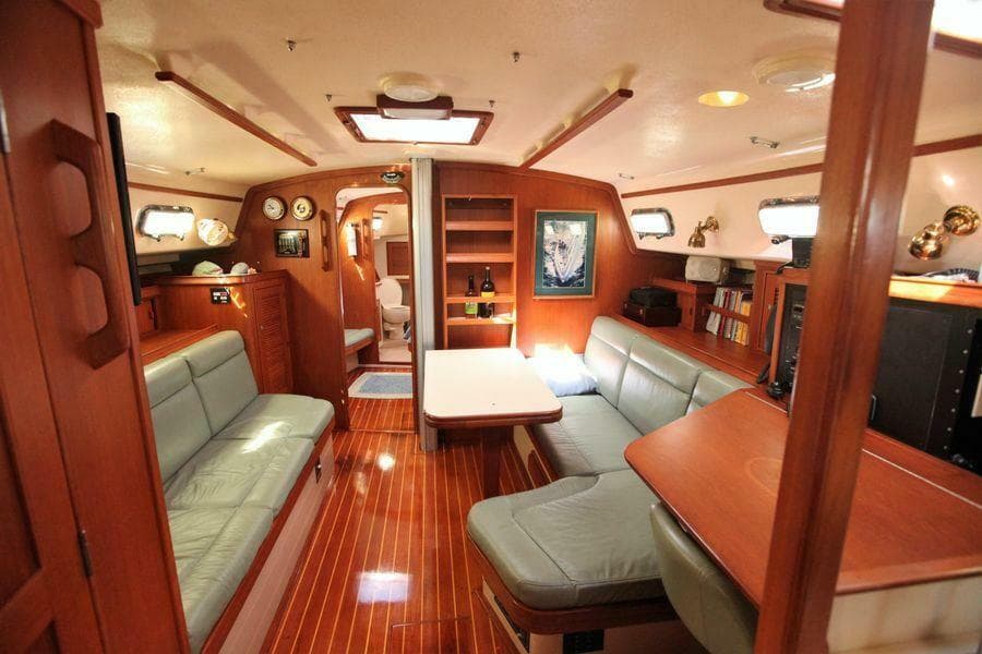 2000 Island Packet 420