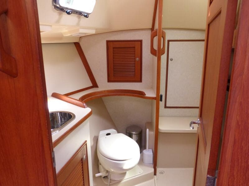 2000 Island Packet 420