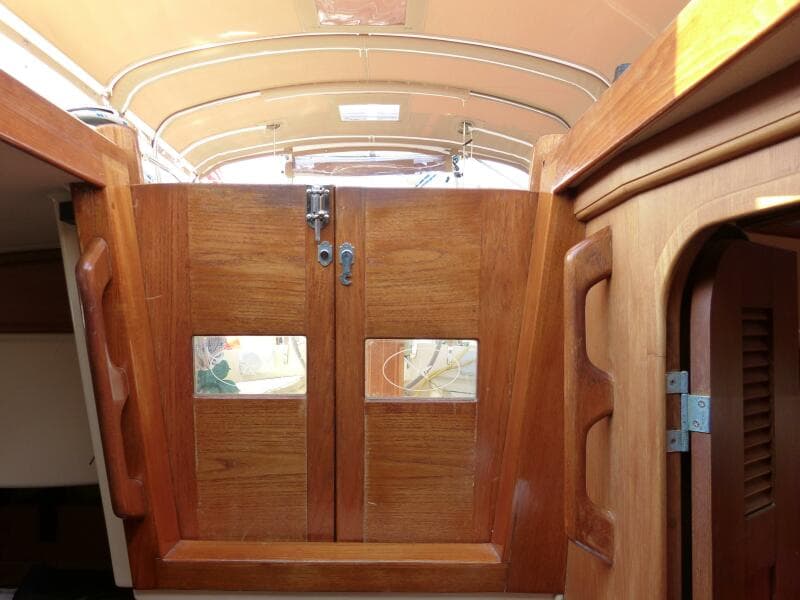 2000 Island Packet 420