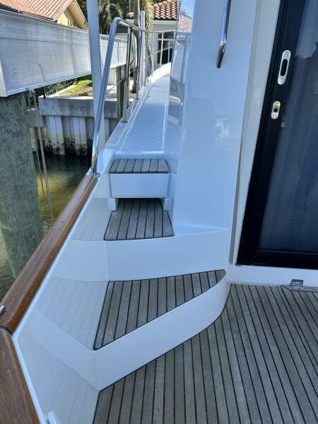 2015 Beneteau Swift Trawler 34