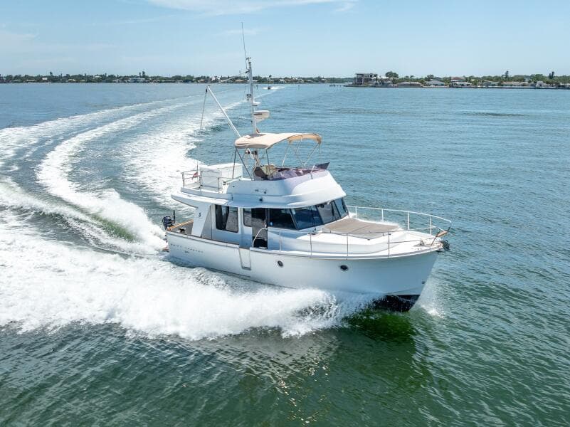 2015 Beneteau Swift Trawler 34