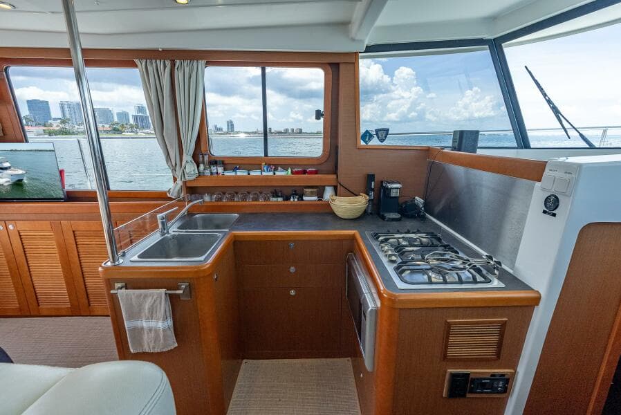 2015 Beneteau Swift Trawler 34