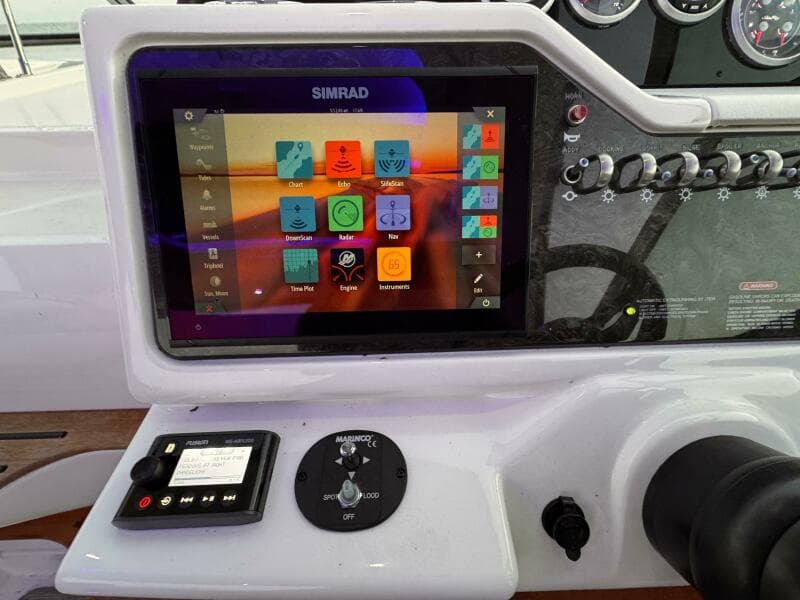 2019 Sea Ray 350 Sundancer