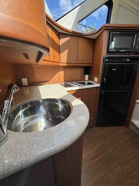 34c Silverton galley 3