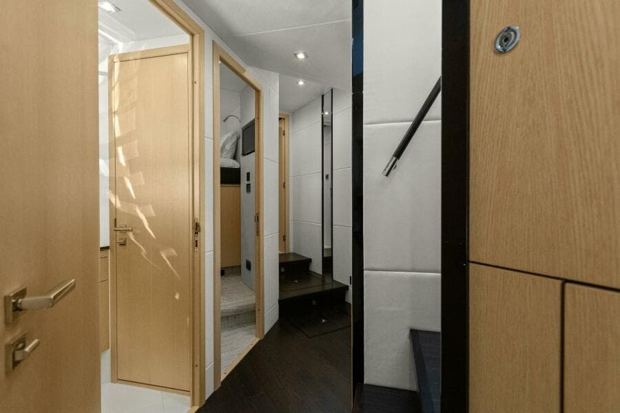 2013 Sunseeker 73 Manhattan