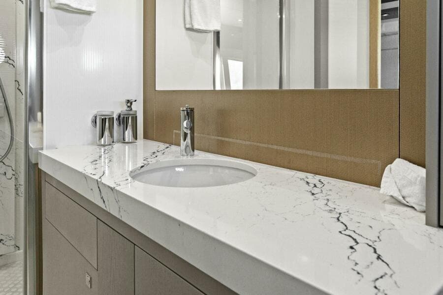 2013 Sunseeker 73 Manhattan