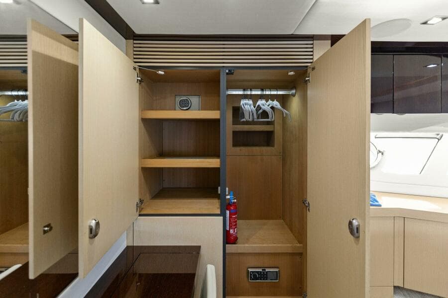 2013 Sunseeker 73 Manhattan