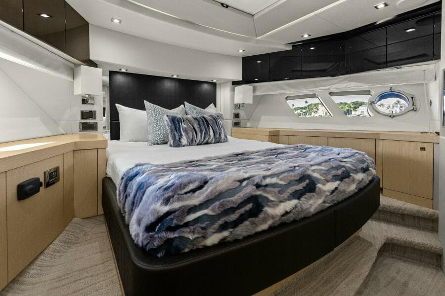 2013 Sunseeker 73 Manhattan