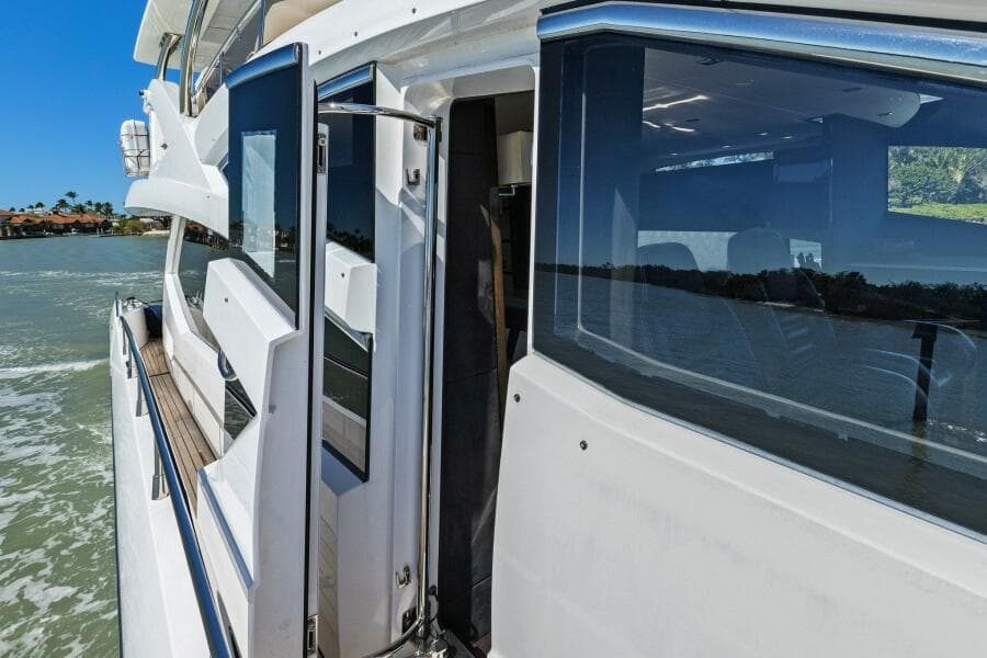 2013 Sunseeker 73 Manhattan